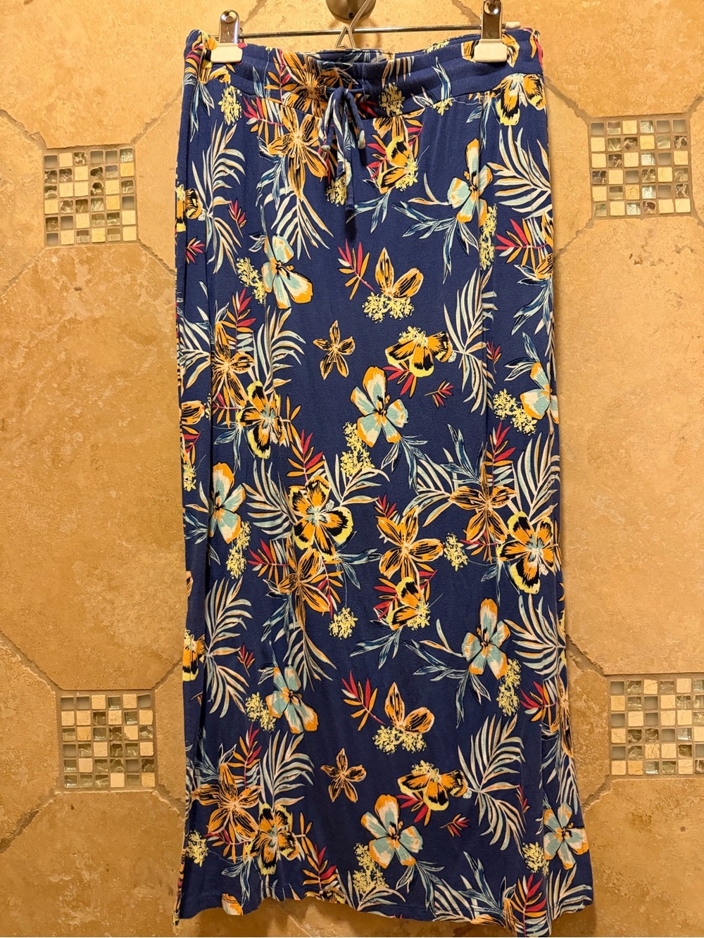 Maxi skirt